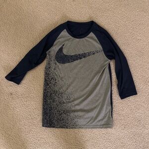 Boys Nike dry fit shirt